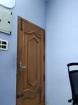 mallu-lover online show from 11-20-25, 12:49