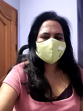 mallu-lover online show from 11-25-25, 08:14