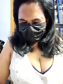 Snapshot of mallu-lover chatting on 05-16-26, 07:49 mallu-lover online show from 05-16-26, 07:49