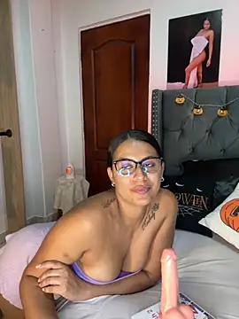 ema zoe online show from 10-10-25, 12:09