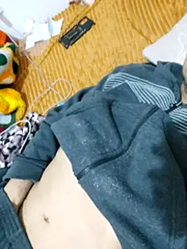 Snapshot of luislimafuego chatting on 11-02-25, 02:03 luislimafuego online show from 11-02-25, 02:03