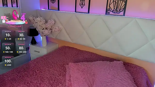 Snapshot of veronica_hill_ chatting on 11-10-25, 03:05 veronica hill online show from 11-10-25, 03:05