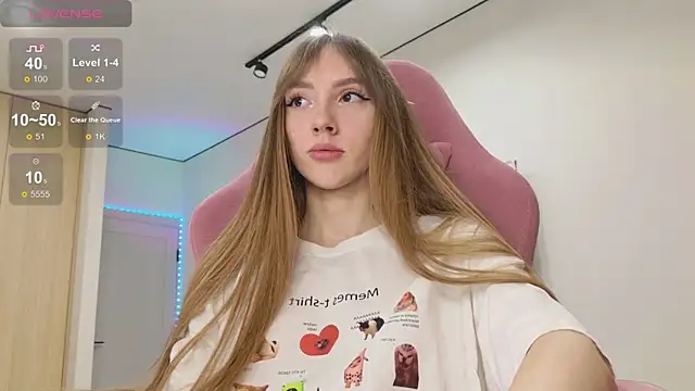 Snapshot of Lunainnk chatting on 09-18-25, 12:34 Lunainnk online show from 09-18-25, 12:34