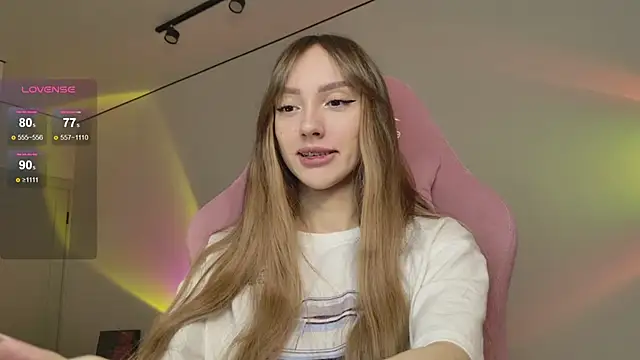 Snapshot of Lunainnk chatting on 09-29-25, 11:42 Lunainnk online show from 09-29-25, 11:42