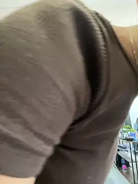 Snapshot of BaddestAss22 chatting on 09-20-25, 10:38 BaddestAss22 online show from 09-20-25, 10:38