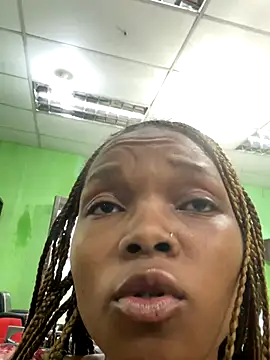 Snapshot of BaddestAss22 chatting on 10-21-25, 03:35 BaddestAss22 online show from 10-21-25, 03:35