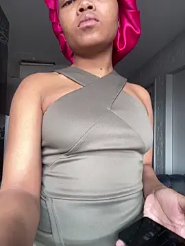 Snapshot of BaddestAss22 chatting on 12-15-25, 09:35 BaddestAss22 online show from 12-15-25, 09:35