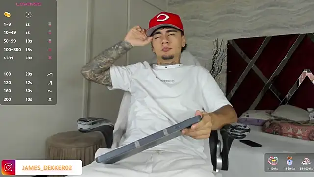 JamesDeker online show from 09-27-25, 08:47