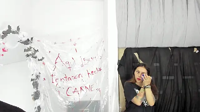 JulianaCarter online show from 10-27-25, 08:24