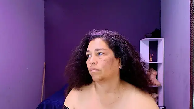 NinaBlazee online show from 10-09-25, 07:23