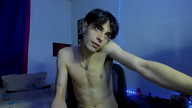 Snapshot of golden_ryyan chatting on 12-03-25, 05:37 golden ryyan online show from 12-03-25, 05:37