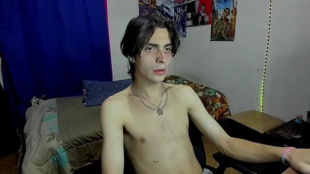 Snapshot of golden_ryyan chatting on 02-25-26, 08:46 golden ryyan online show from 02-25-26, 08:46