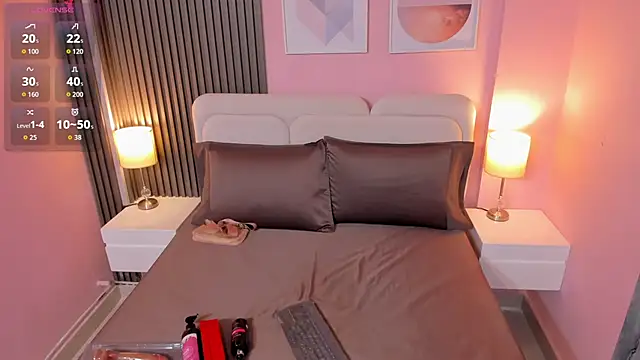 Clawdeen  wolf online show from 12-04-25, 11:13