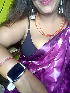 Snapshot of Ritika_Hot chatting on 09-16-25, 05:58 Ritika Hot online show from 09-16-25, 05:58