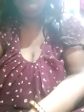 Snapshot of Ritika_Hot chatting on 10-13-25, 10:15 Ritika Hot online show from 10-13-25, 10:15