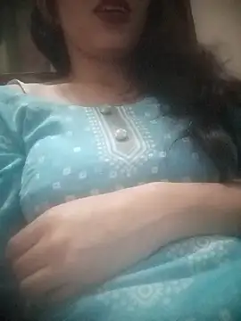 Snapshot of preet-kaur-123 chatting on 10-28-25, 07:56 preet-kaur-123 online show from 10-28-25, 07:56