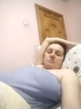 Snapshot of KimmyAghora chatting on 12-15-25, 06:34 KimmyAghora online show from 12-15-25, 06:34