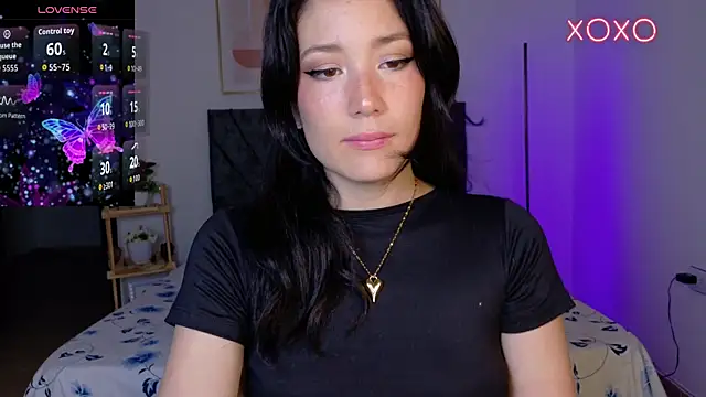 Eliih 01 online show from 10-15-25, 02:33