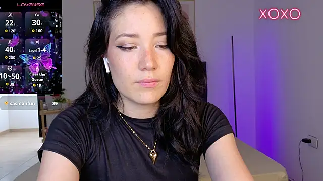 Eliih 01 online show from 10-15-25, 06:08