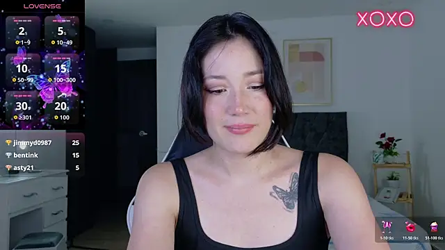 Eliih 01 online show from 11-18-25, 02:39