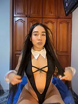 KaditaNavarro online show from 04-17-26, 09:40