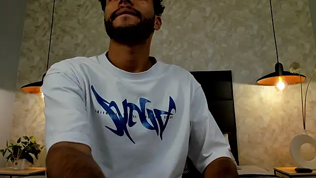 RaphaelDufort online show from 11-07-25, 11:05