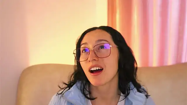Ginevra esposito online show from 05-19-26, 12:55