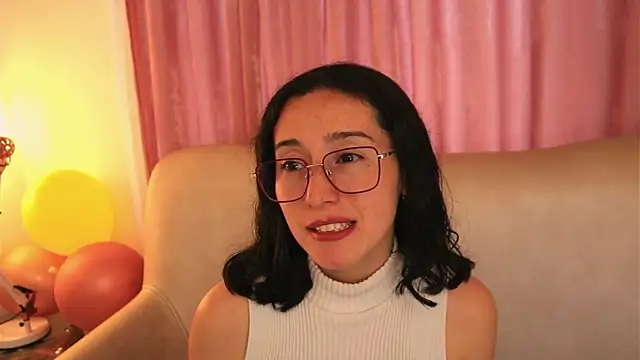 Ginevra esposito online show from 05-27-26, 02:14