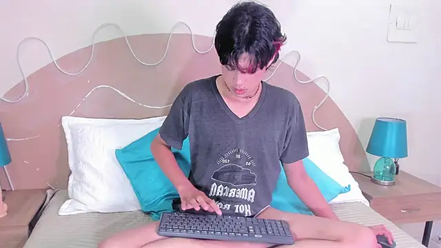 Dan Copers online show from 12-16-25, 01:10