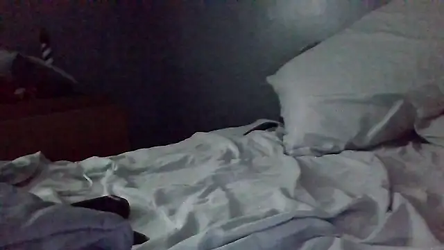 sarah2007 online show from 11-28-25, 01:25