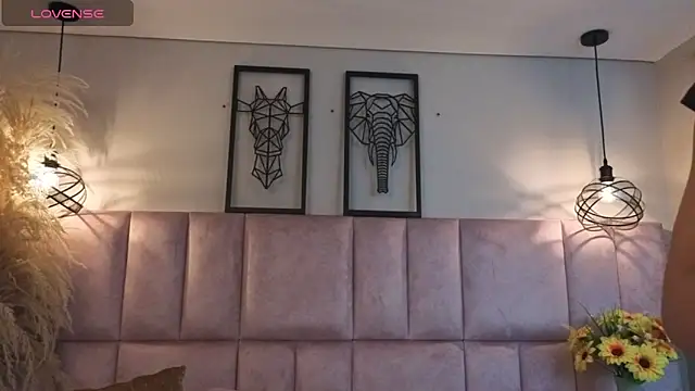 Snapshot of Dark_nina_ chatting on 02-08-26, 12:41 Dark nina online show from 02-08-26, 12:41