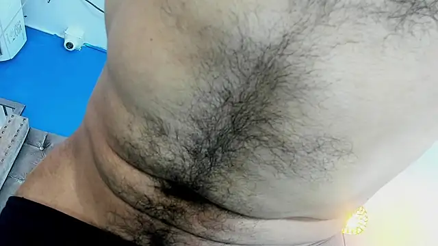 latinhotmuscle online show from 10-18-25, 03:09