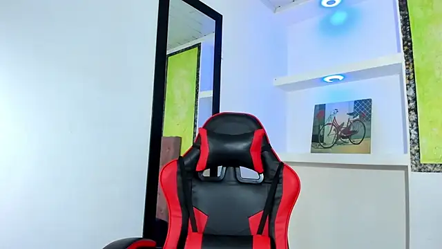 Raven Rouge  online show from 02-09-26, 09:30