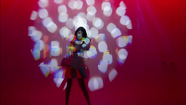 Snapshot of 1X-one chatting on 11-22-25, 04:11 1X-one online show from 11-22-25, 04:11