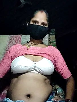 Snapshot of Hot-ilaiy chatting on 09-27-25, 01:16 Hot-ilaiy online show from 09-27-25, 01:16