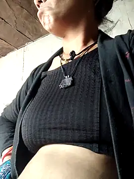 Hot-ilaiy online show from 12-02-25, 11:04