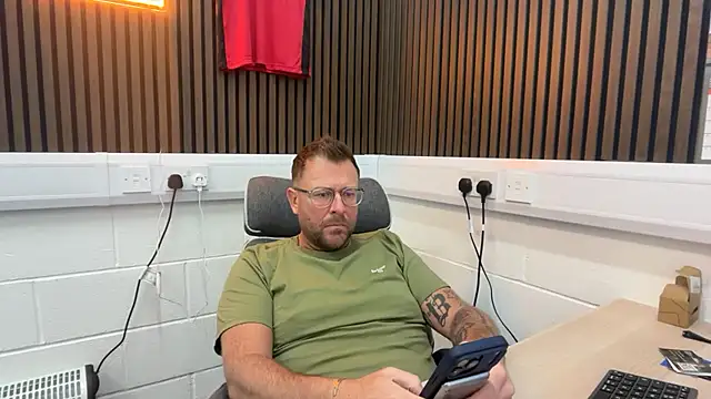 bilf1978 online show from 03-10-26, 07:35