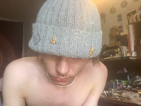 XanderOzzz online show from 09-12-25, 02:39