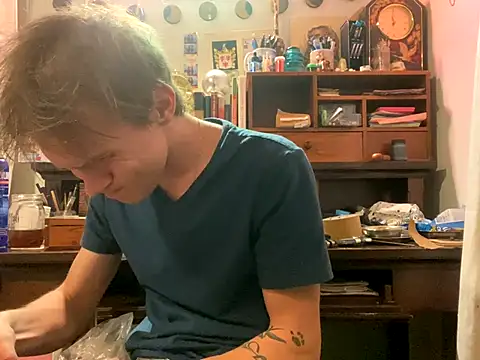 XanderOzzz online show from 10-18-25, 11:27