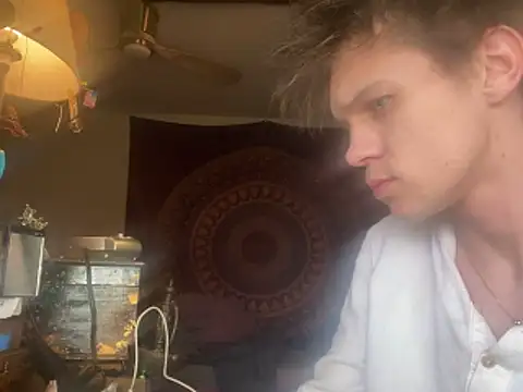 XanderOzzz online show from 11-14-25, 03:22