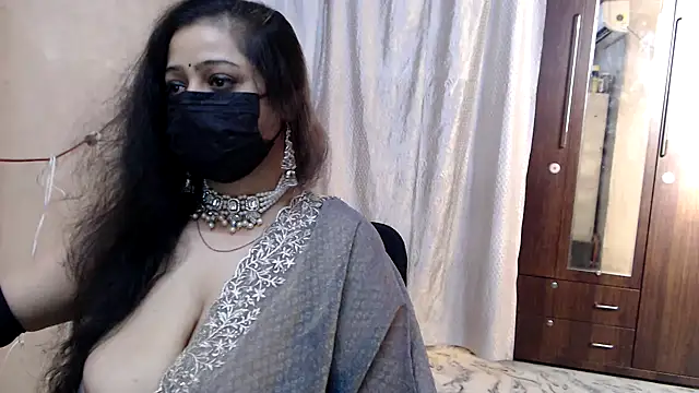 Snapshot of sexy_indianboobs chatting on 05-01-26, 11:48 sexy indianboobs online show from 05-01-26, 11:48