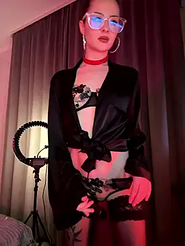 Snapshot of bigJuicyPussy chatting on 01-11-26, 01:27 bigJuicyPussy online show from 01-11-26, 01:27