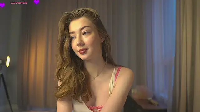 DeeannaBoera online show from 12-15-25, 04:17