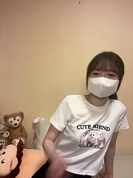 Snapshot of risa909 chatting on 07-17-26, 11:42 risa909 online show from 07-17-26, 11:42