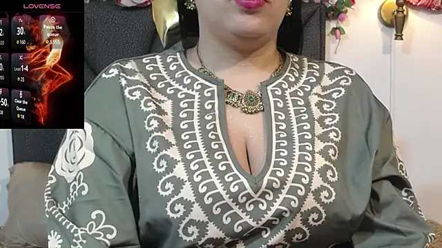 IndraKaur  online show from 11-07-25, 12:49