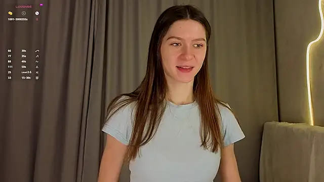 MinaMancilla online show from 11-17-25, 04:29