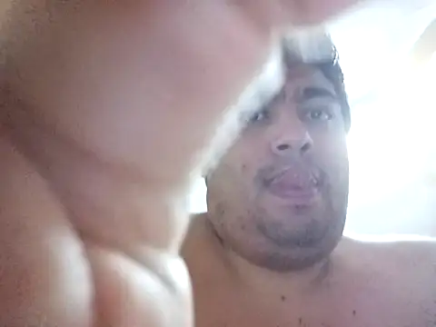 Snapshot of Martigato3 chatting on 10-19-25, 11:05 Martigato3 online show from 10-19-25, 11:05