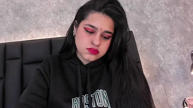 crystaldarliing online show from 11-10-25, 03:33