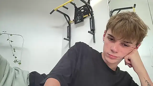 Milk Guy online show from 09-08-25, 02:49