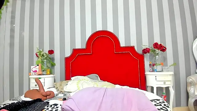 Salomee hernandez online show from 12-04-25, 12:47